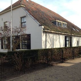 Schilderwerk wit pand